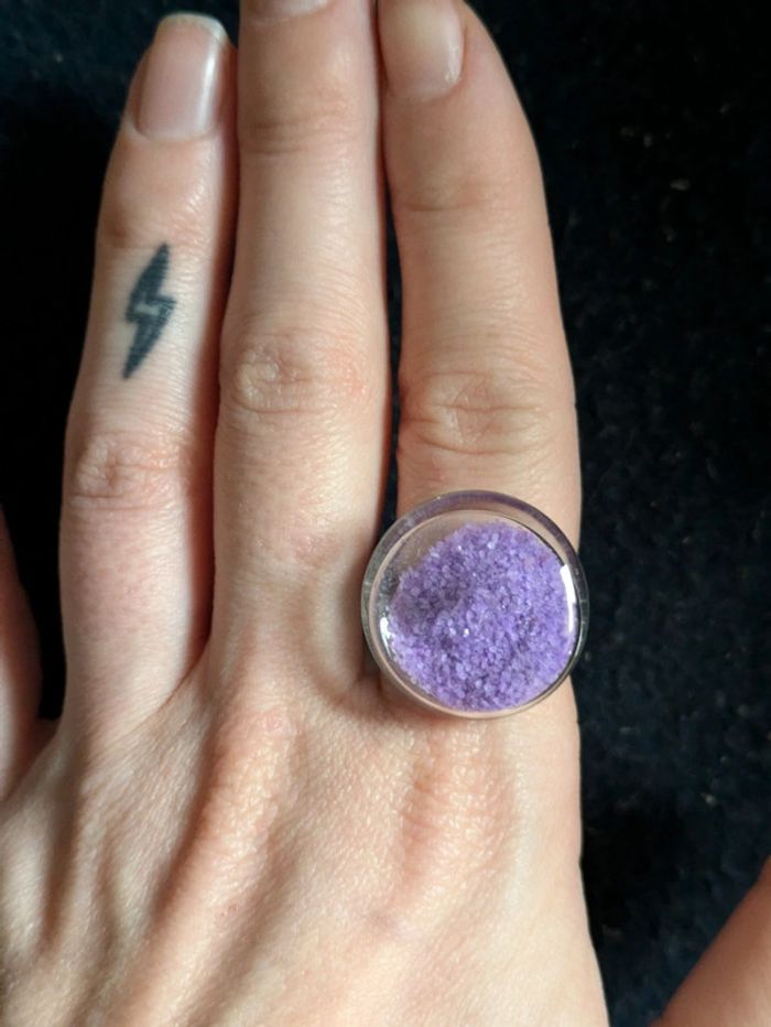 Bague en verre ronde style pylônes