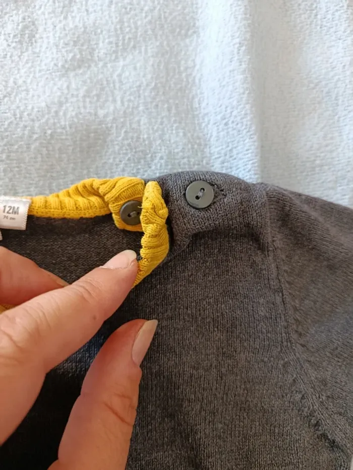 Pulls 12mois - photo numéro 3