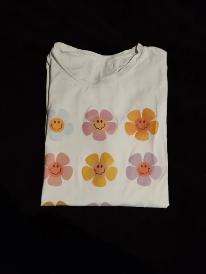 T-shirt coloré motif fleur