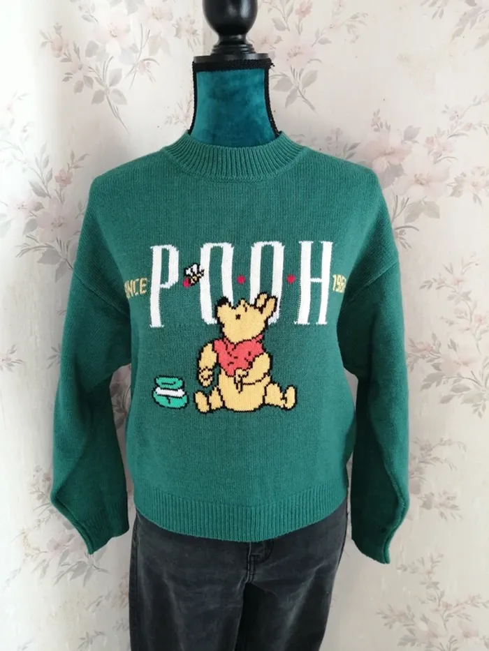 Pull en maille vert sapin imprimé winny l'ourson / disney x jennyfer / ( XS) - photo numéro 3