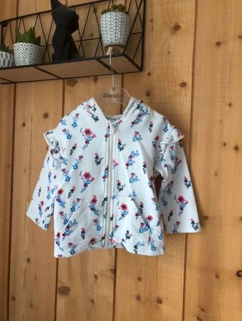 Gilet fleuri