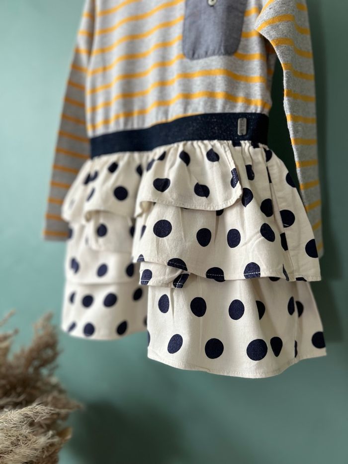 Robe IKKS et jupe beige 💛🩶 Taille 5 ans - photo numéro 5