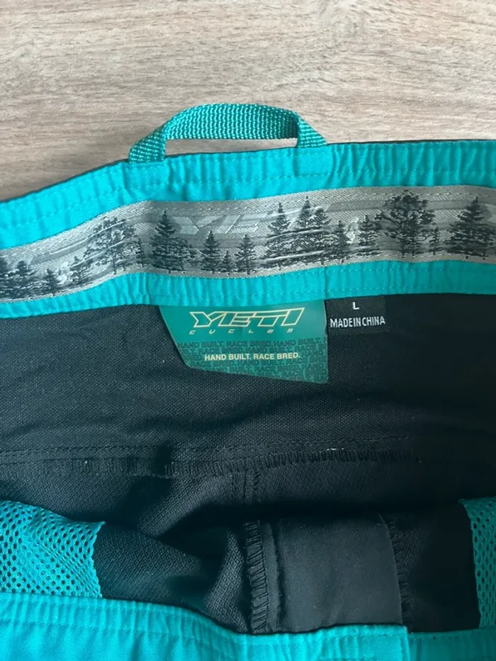 Short vélo Yéti - photo numéro 2