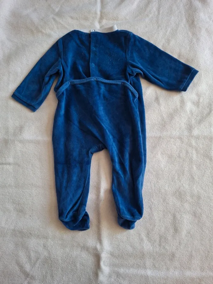 Pyjama/dors-bien bébé 6mois - photo numéro 2