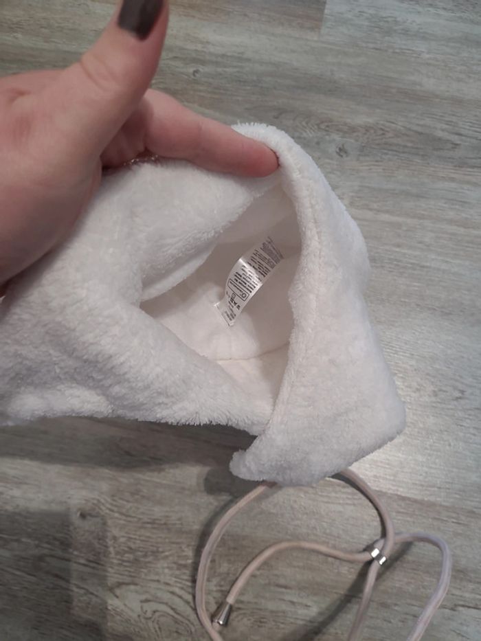 Bonnet chaud blanc avec oreilles - photo numéro 5