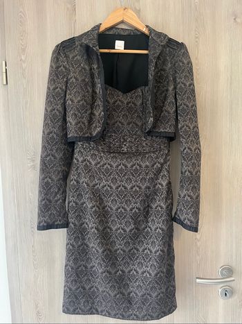 Ensemble robe fourreau + veste assortie – gris violet satiné – Taille 36