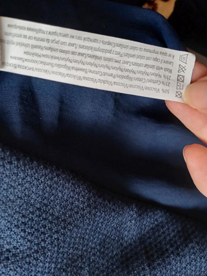 Pull léger bleu taille 38 - photo numéro 4