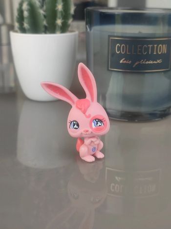 Littlest Pet Shop pink bunny rabbit #500