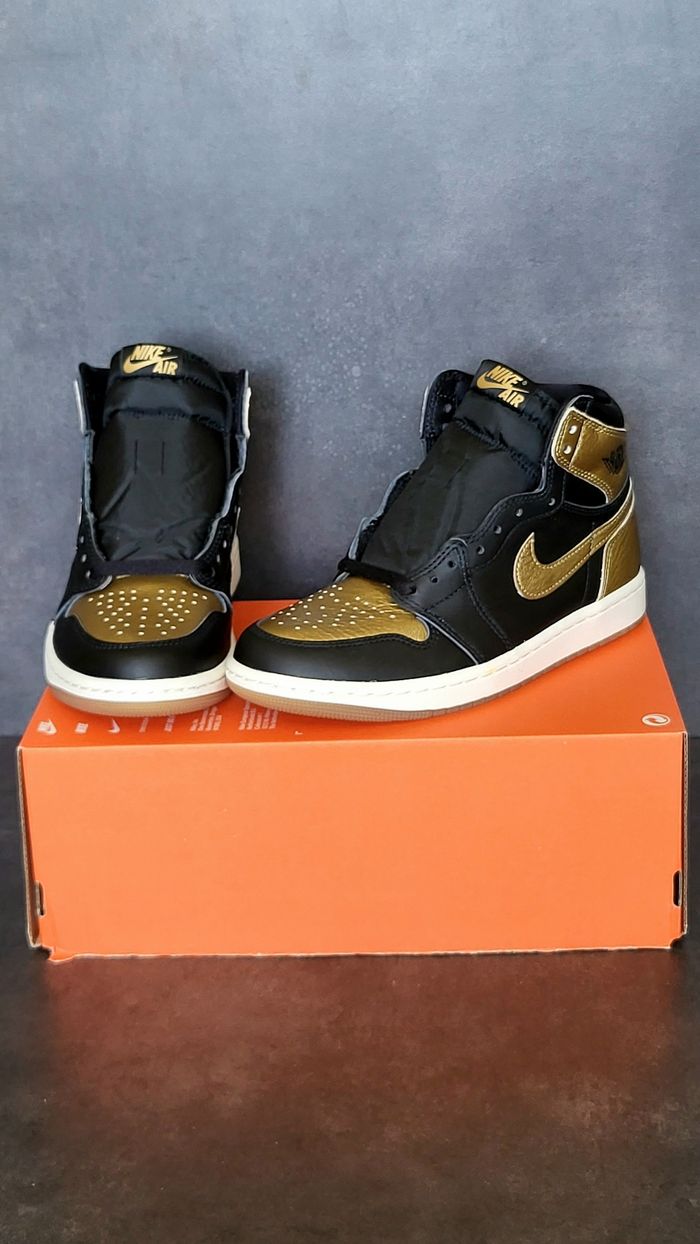 Air Jordan 1 Retro High OG Black Metallic Gold Sail - DZ5485071 - Unisex - Size : 38.5 🌈🌈 - photo numéro 5