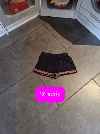 Short 18 mois