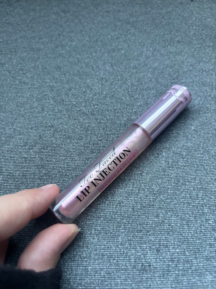 Gloss Too faced Lip