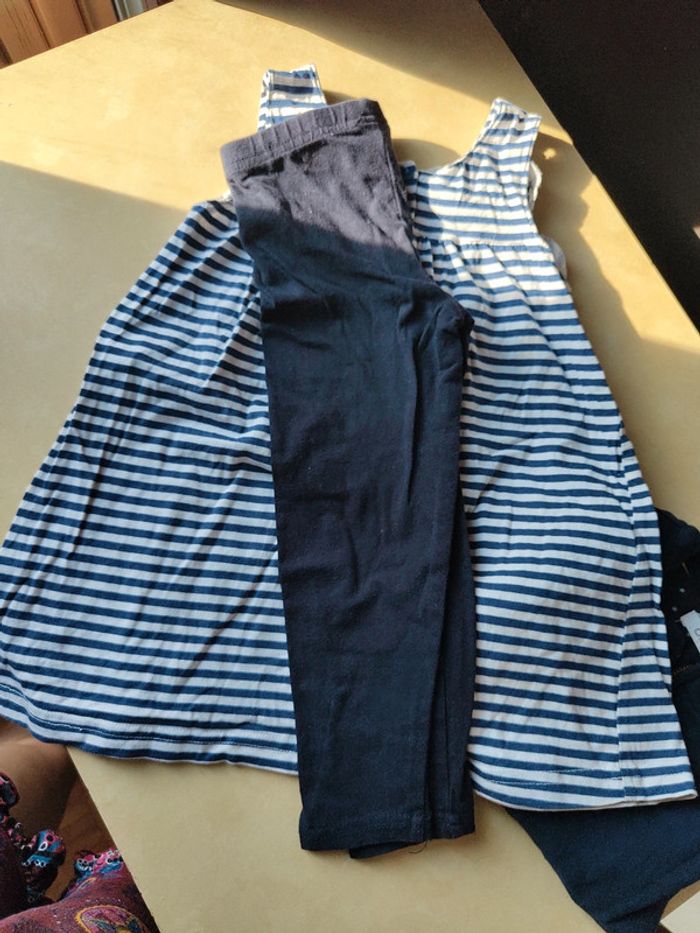 Lot de 6 articles été blanc et bleu marine 3 ans - photo numéro 5