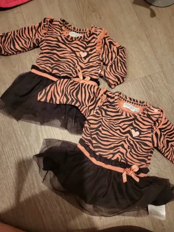2 robes 3 mois