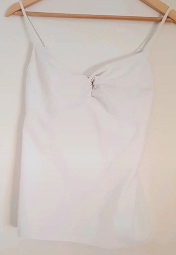 Top blanc avec bretelles réglables