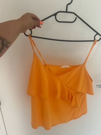 Crop top orange à volants taille S