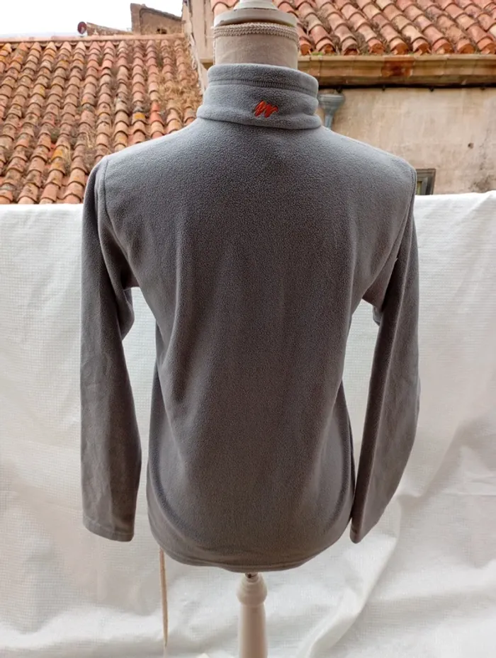 Pull polaire Quechua grise 14 ans - photo numéro 2