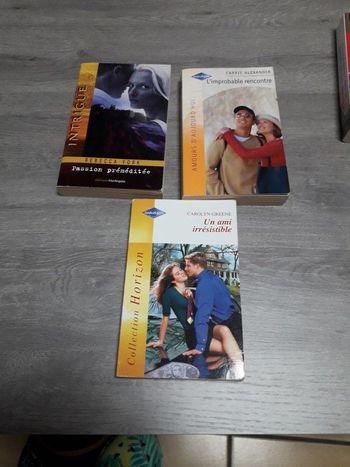 3 livres Harlequin
