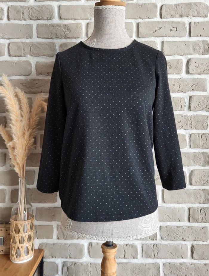 Sweat léger noir et petits points piqués Kiabi