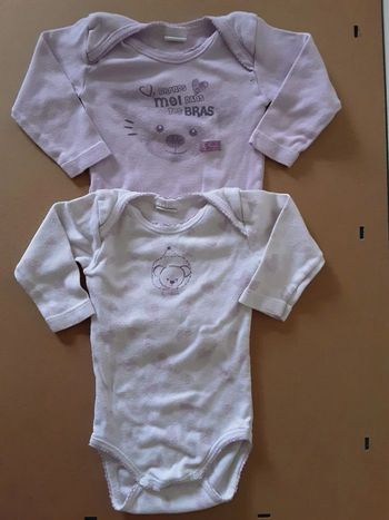 Lot 2 bodies 12 mois