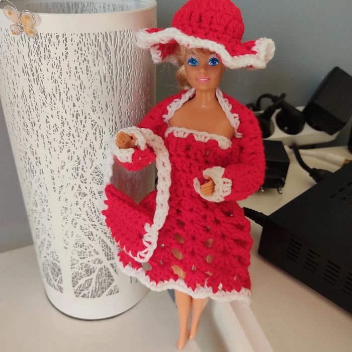 Vêtements pour Barbie 3 €