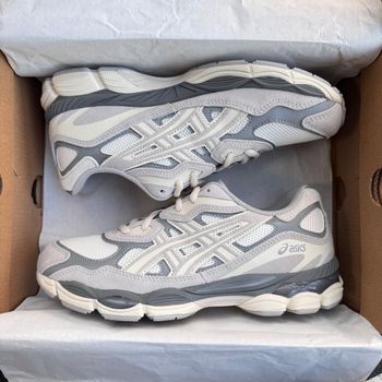 Photos réelles des Asics GEL-NYC (Gris)     37