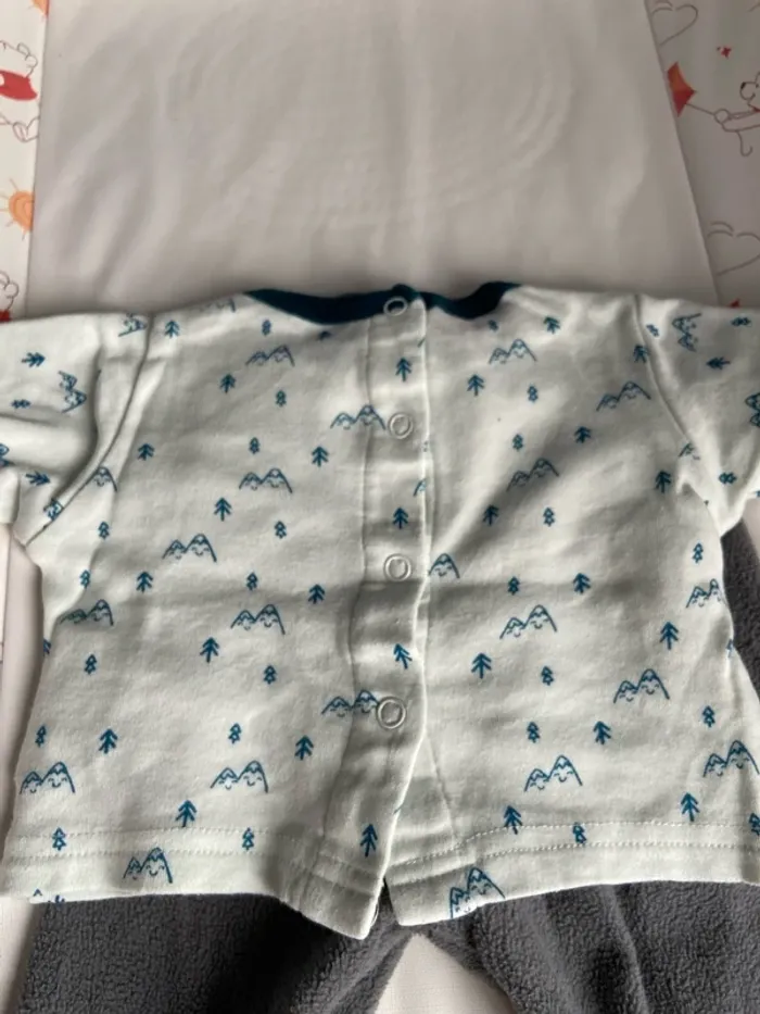 Tenue taille 1 mois - photo numéro 3