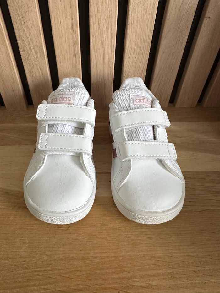 Baskets Adidas fille 🎄 - photo numéro 4