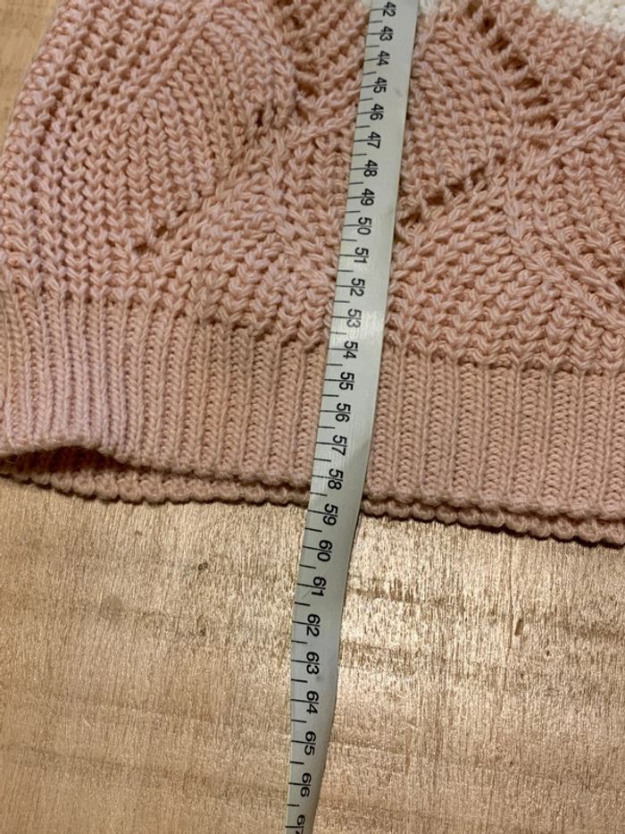 Pull léger ajourée tricolore en très bon état - photo numéro 3