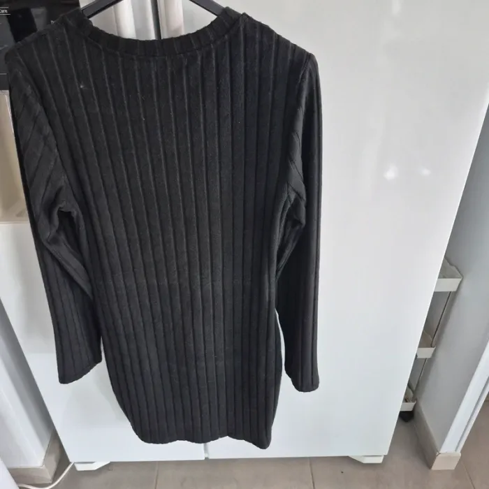 Robe pull noire - photo numéro 2