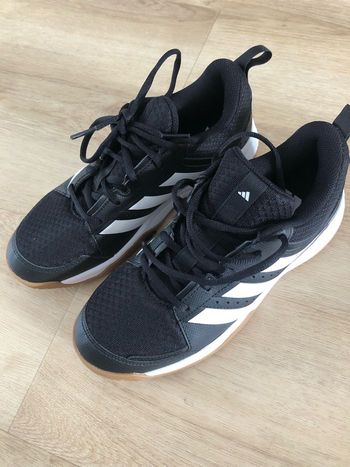Baskets adidas pointure 38 neuf
