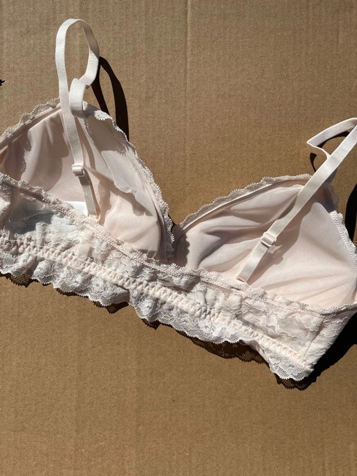 Brassières avec coques amovibles en dentelles - crème - photo numéro 4