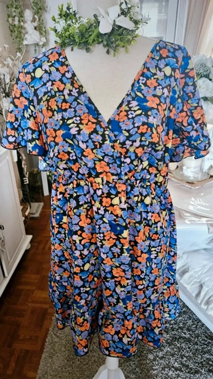 Robe fleurie multicolore Shein Curve Taille XL Neuve - photo numéro 3