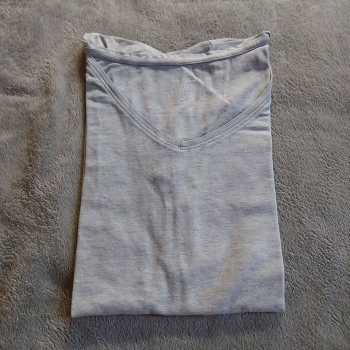 Tshirt gris - photo numéro 4
