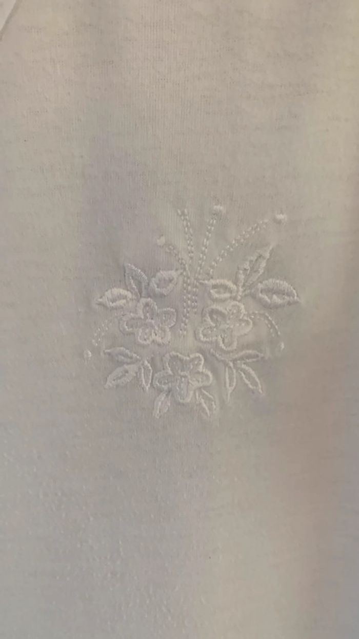 Haut sans manche - photo numéro 2