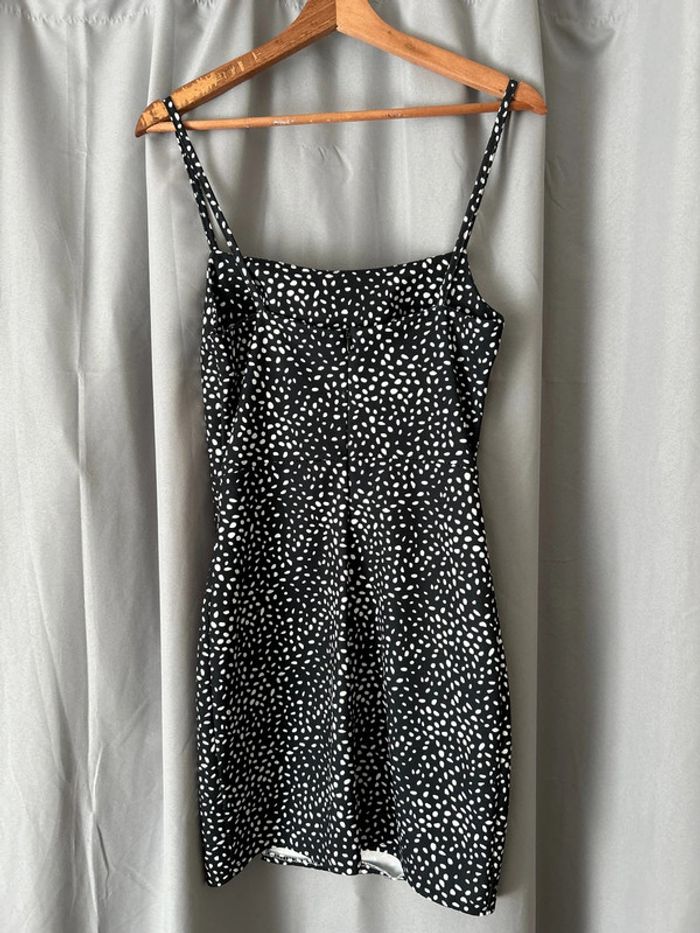 Robe courte - photo numéro 2