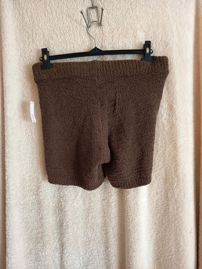 Short lainage. Marque Rose Vine (A360) - photo numéro 3