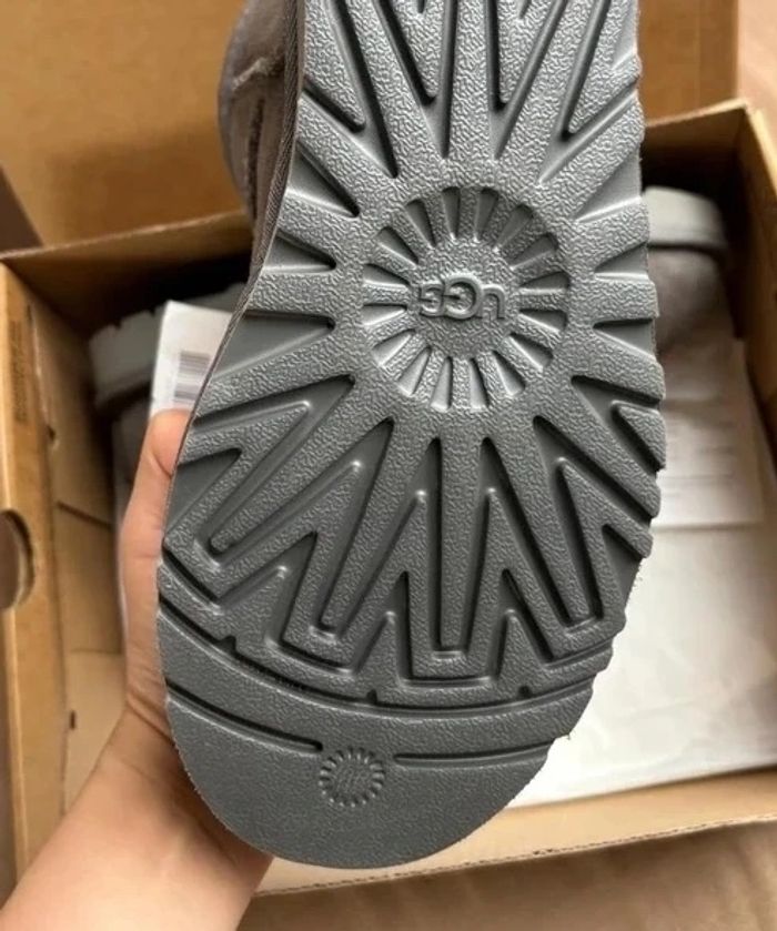 UGG CLASSIC ULTRA MINI - photo numéro 6