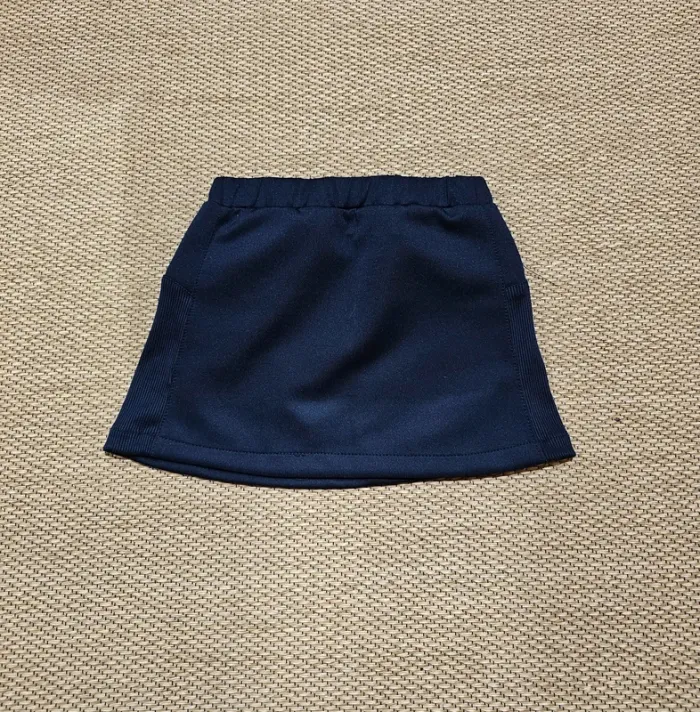 Petite jupe bleu marine taille 4 ans - photo numéro 3