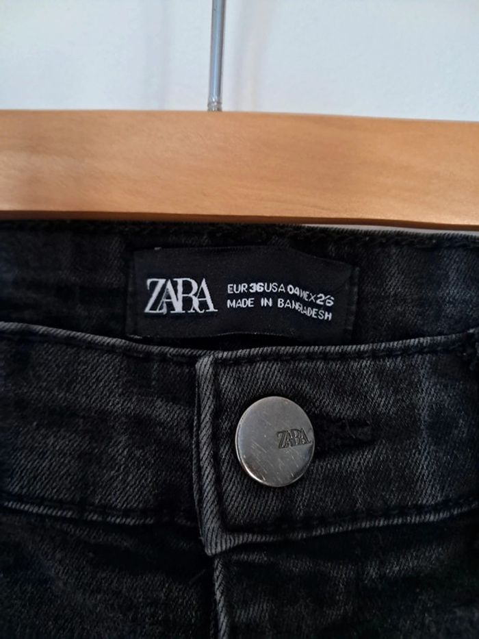 Jeans noir à trou taille haute skinny Zara S 36 bon état - photo numéro 2