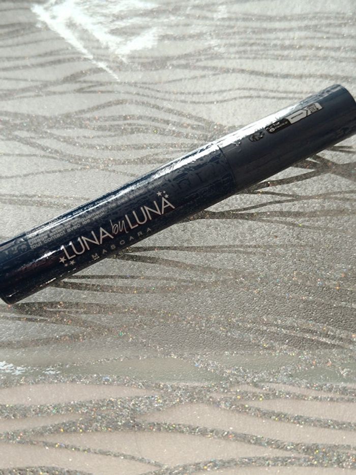 Mascara bleu électrique 💙 Luna By Luna