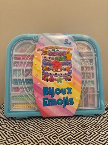 WDK - Coffret créatif Set de perles Emojis - 5 ans et +