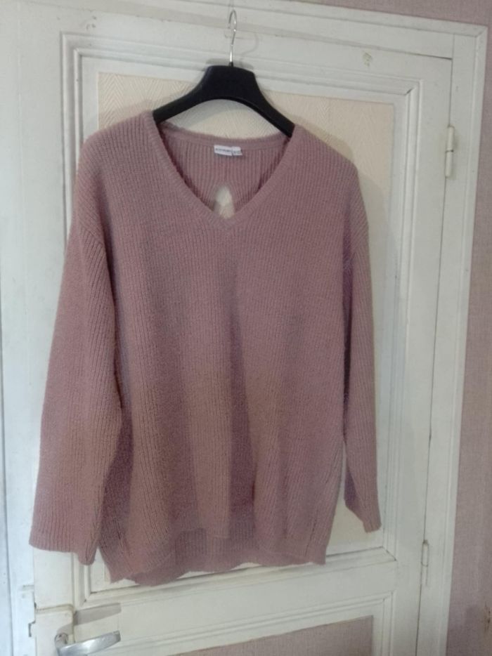 Pull dos décolleté - photo numéro 8