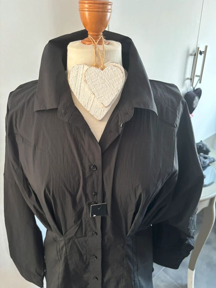 Chemise noire Sisley neuve L - photo numéro 2