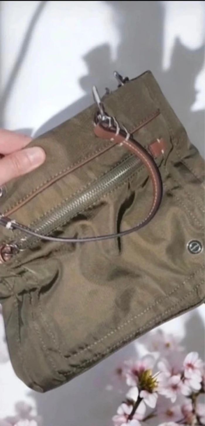 🎀 Sac à main en bandoulière comme neuf🎀 - photo numéro 4