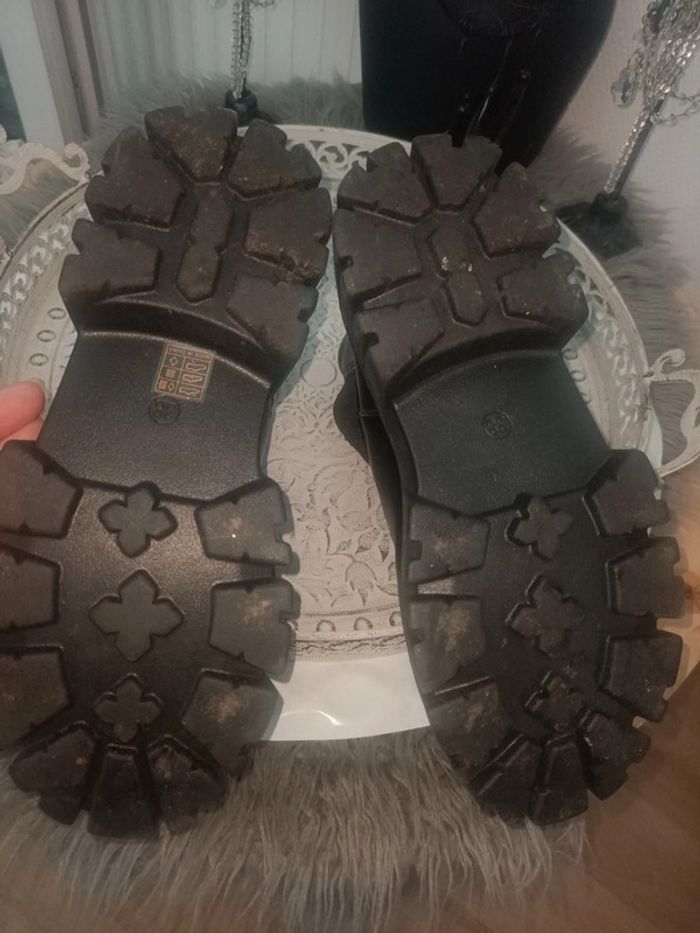 Magnifique paire de boots type Chelsea 38 - photo numéro 11