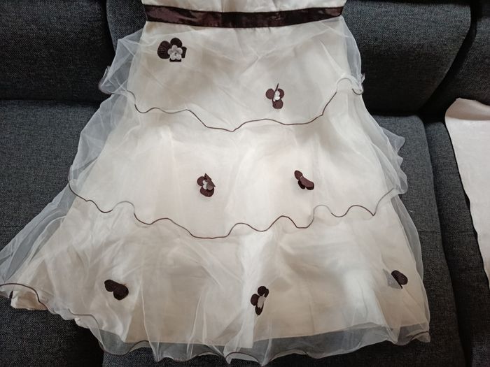 A saisir : robe de cérémonie fille , taille 12 ans ! - photo numéro 3