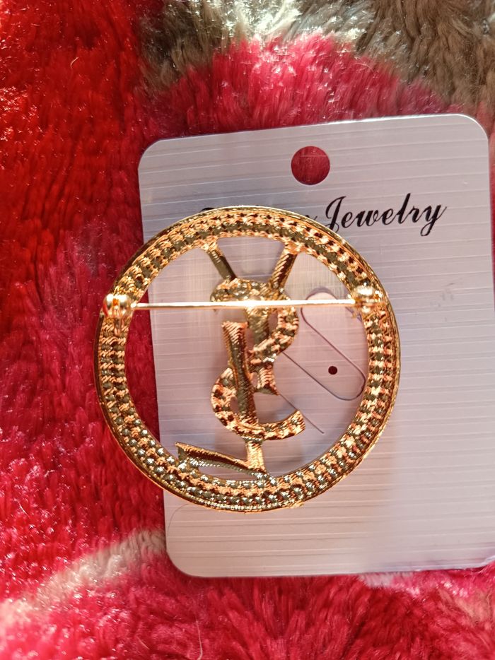 Broche - photo numéro 3