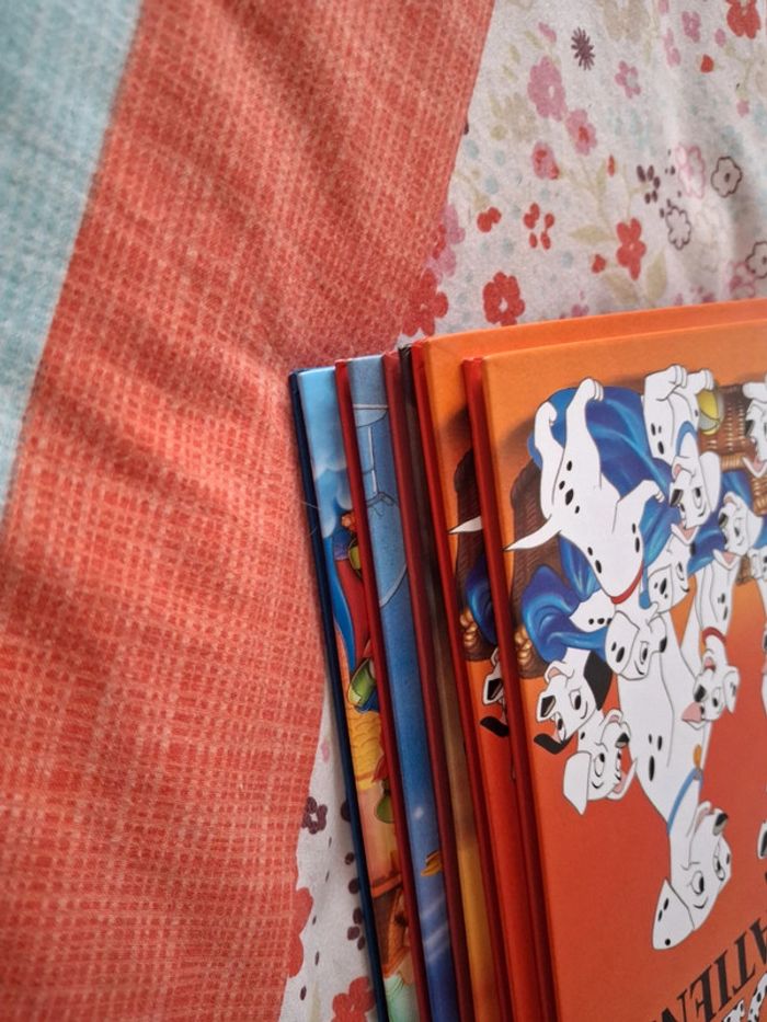 Lot de livres Disney club - photo numéro 9
