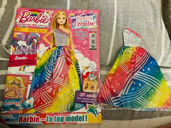 Livre Barbie coloriages jeux 