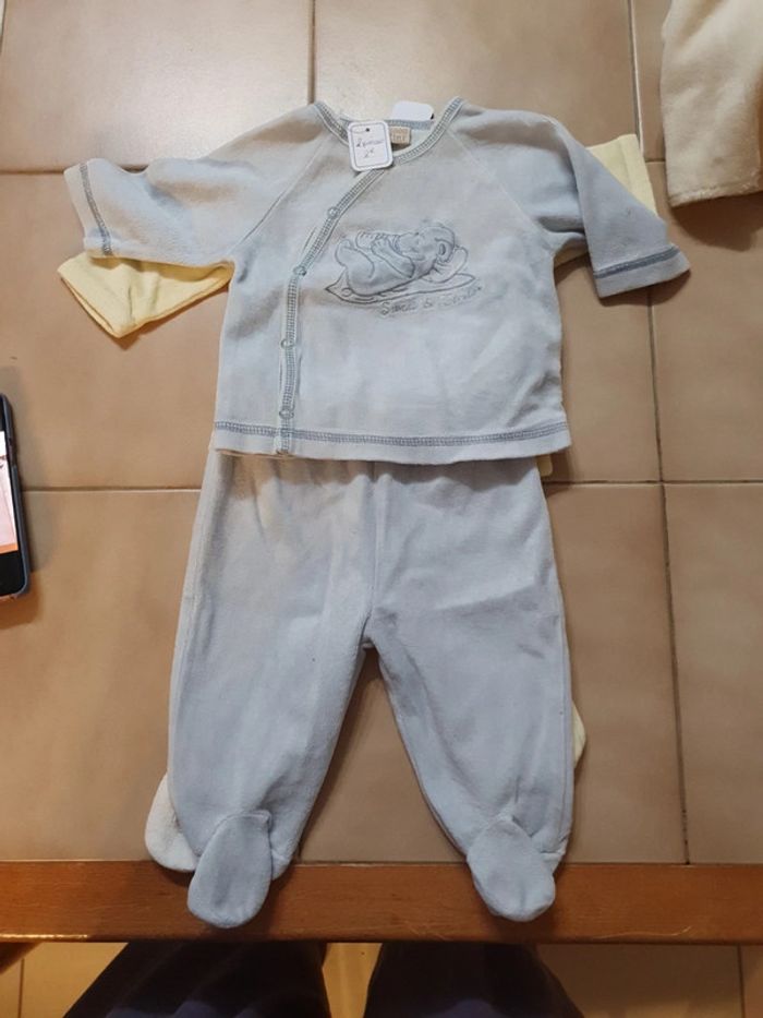 Lot de 2 pijamas 2 pieces 1 mois - photo numéro 2